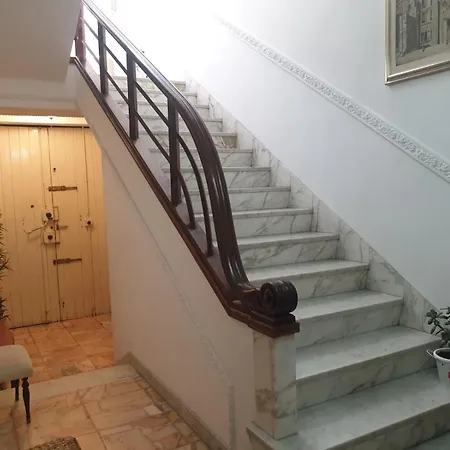 House With Terrace In - Civico 5 아파트 *