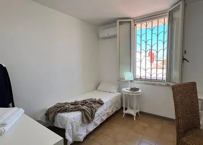 House With Terrace In - Civico 5 * Cagliari